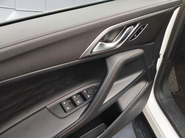 MG HS PHEV LUX MY24, LED, NAVI, Standheizung, 7 Jah