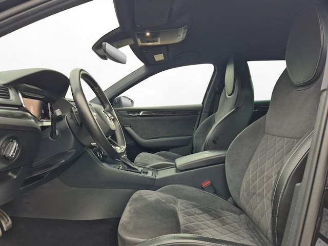 Skoda Superb 2.0 TSI 4x4 Combi Sportline