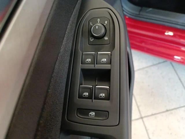 Volkswagen Golf 1.5 TSI Golf VIII Life