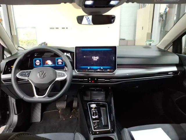 Volkswagen Golf 1.5 eTSI DSG Style Variant