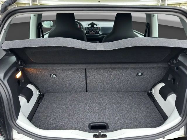 Volkswagen up! 1,0 DAB