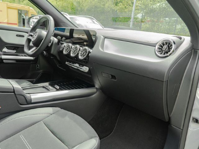 Mercedes-Benz GLA 220 4MATIC GLA 220 d