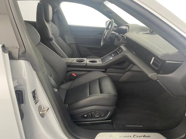 Porsche Taycan Sport Turismo Turbo