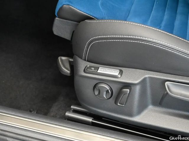 Volkswagen Passat 2.0 TDI Elegance Elegance