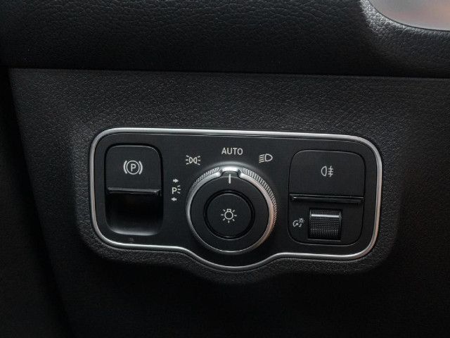 Mercedes-Benz GLB 200 GLB 200 d