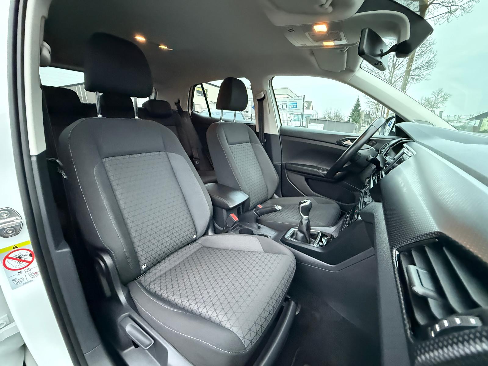 Volkswagen T-Cross Life