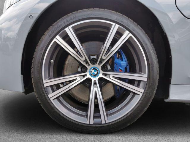 BMW 330 330e Touring xDrive