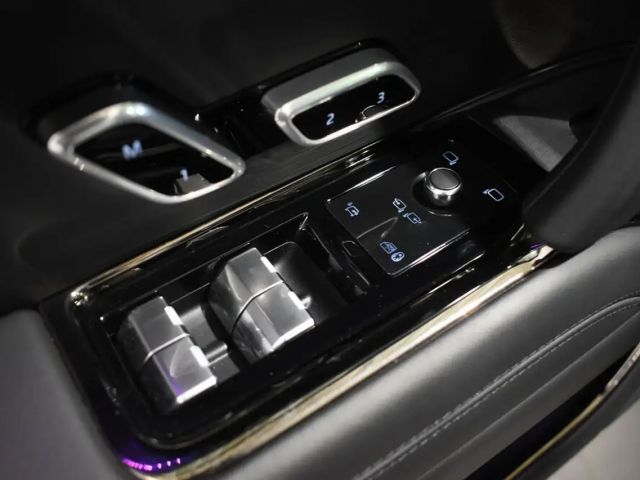 Land Rover Range Rover Sport AWD MHEV P400