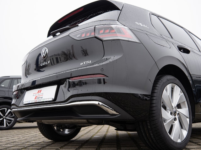 Volkswagen Golf 1.5 eTSI Golf VIII