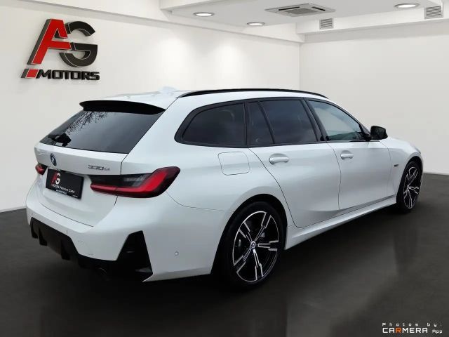 BMW 330 330e Touring xDrive