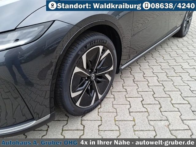 Mazda 6e Long range Takumi