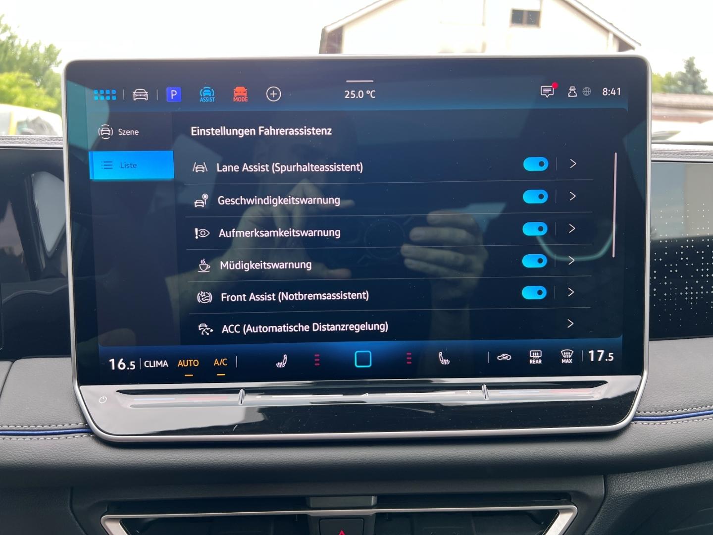 Volkswagen Tiguan 1.5 eTSI IQ.Drive R-Line