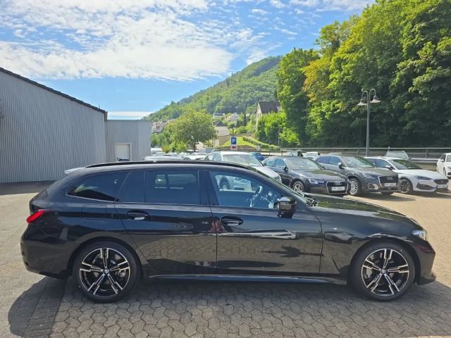 BMW 330 330i M-Sport Touring xDrive