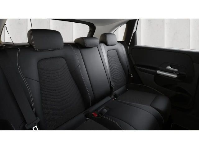 Mercedes-Benz B 180 Progressive Sedan