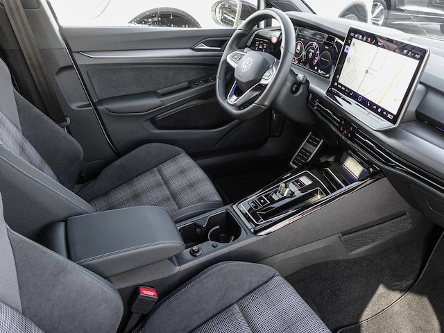 Volkswagen Golf 1.5 eTSI DSG eHybrid