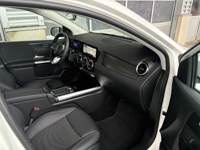 Mercedes-Benz B 180 Progressive