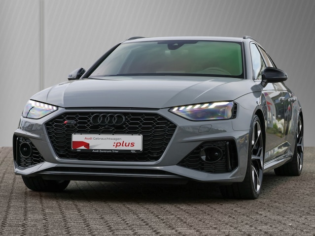 Audi RS4 Avant Quattro