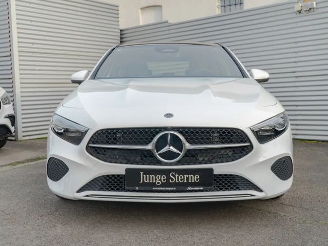 Mercedes-Benz A 200 Progressive