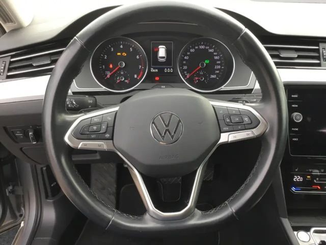 Volkswagen Passat Business DSG