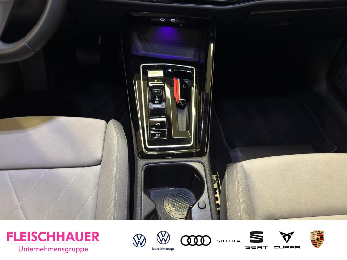 Volkswagen Golf 1.5 eTSI Golf VIII Style