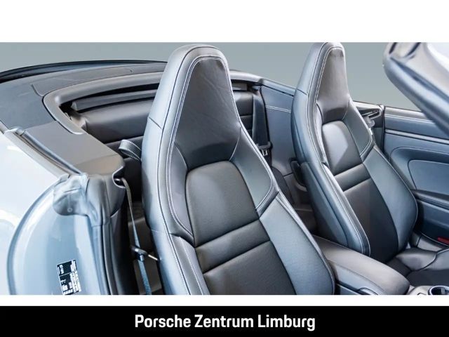 Porsche 992 Cabrio Carrera