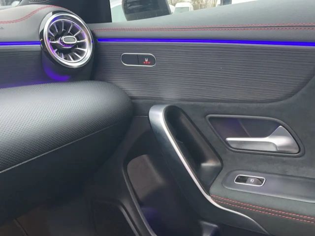 Mercedes-Benz CLA 250 AMG Line Coupé