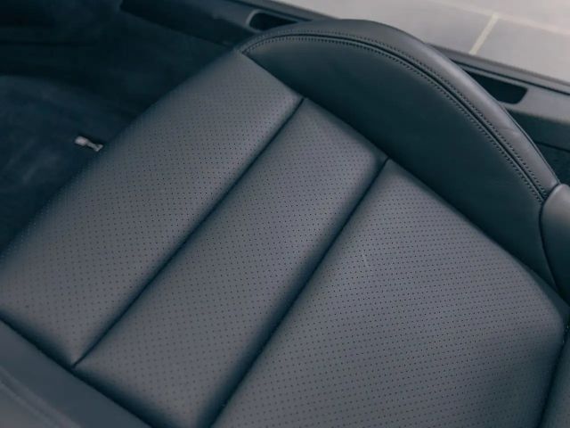 Porsche 911 Cabriolet Carrera