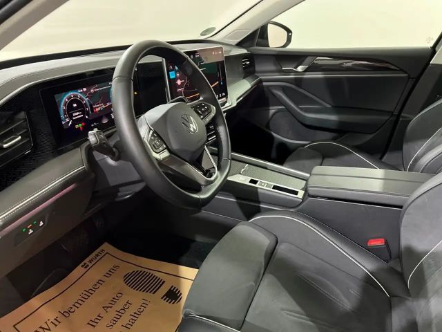 Volkswagen Passat 1.5 eTSI Business DSG Variant