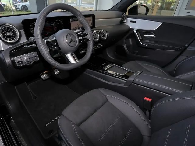 Mercedes-Benz A 200 AMG Line