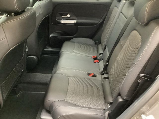 Mercedes-Benz GLB 220 4MATIC GLB 220 d