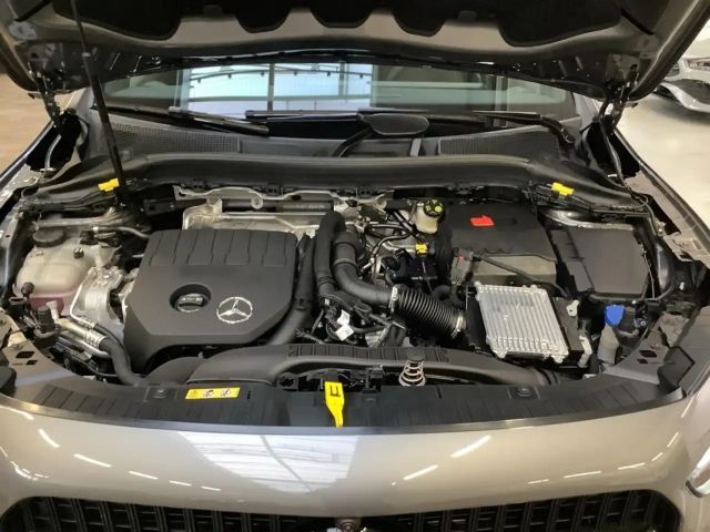 Mercedes-Benz GLA 200 ADVANCED-PLUS+NIGHT+18"+360°+AHK+LED-HIG