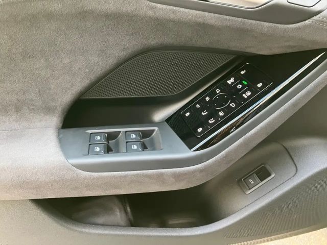 Audi A6 e-tron Quattro