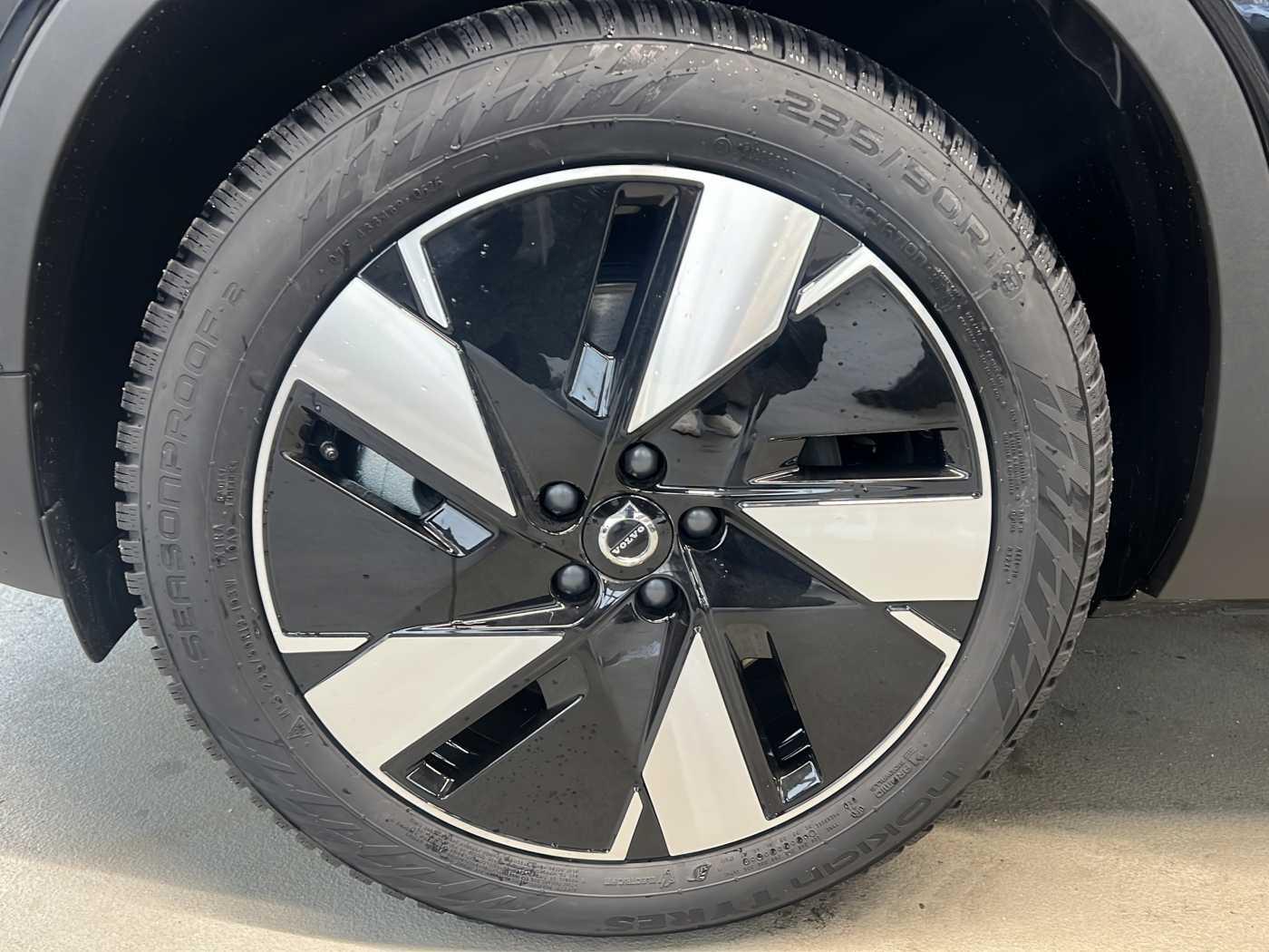 Volvo EX40 Extended range Plus Single motor