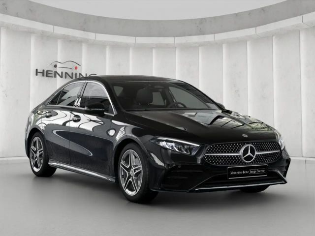 Mercedes-Benz A 200 A 200 d AMG Line