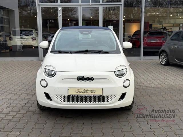 Fiat 500e +Klimaaut.+Keyless+Tempomat+Schildererkennung