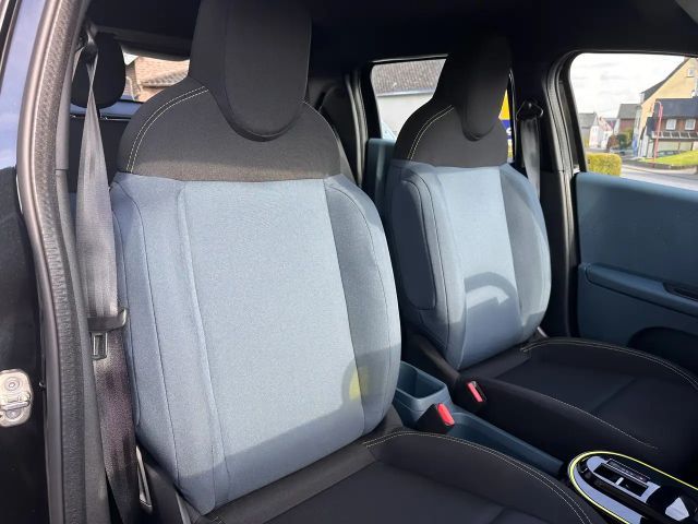 Fiat Grande Panda 1.2 eDCT 74 kW Icon/ Tech-Paket/Navi