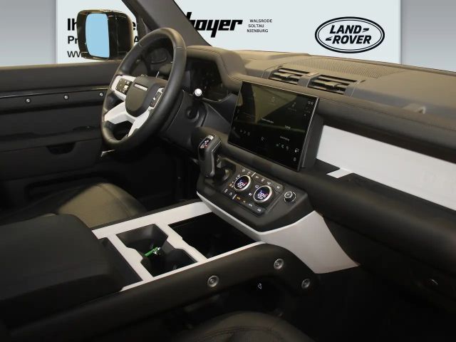 Land Rover Defender 110 D300 Dynamic SE