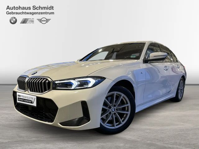 BMW 320 320d M-Sport Sedan xDrive