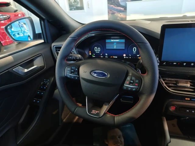 Ford Focus ST Line Wagon