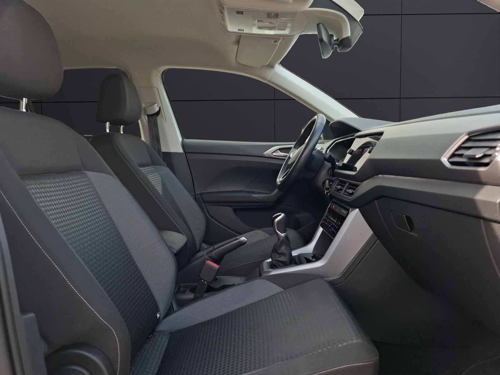 Volkswagen T-Cross TSI Active Navi ACC PDC SH LM