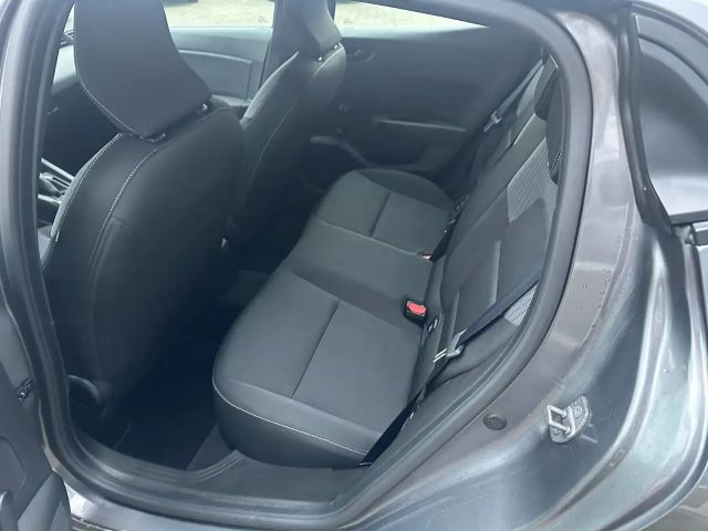 Mitsubishi Colt Basis