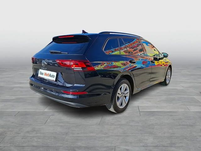 Volkswagen Golf Life Variant