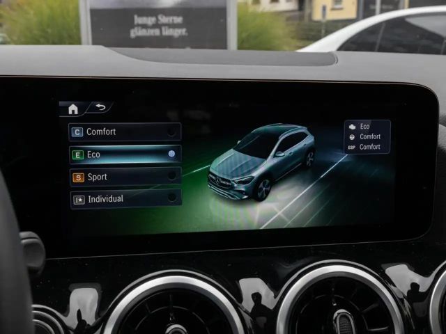 Mercedes-Benz GLA 180 Progressive