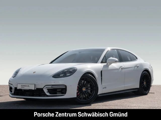 Porsche Panamera GTS
