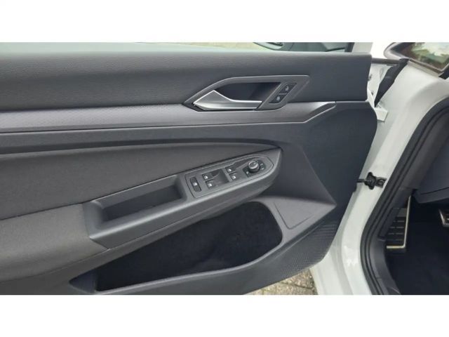 Volkswagen Golf 1.5 TSI Golf VIII