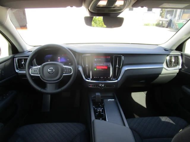 Volvo V60 Core
