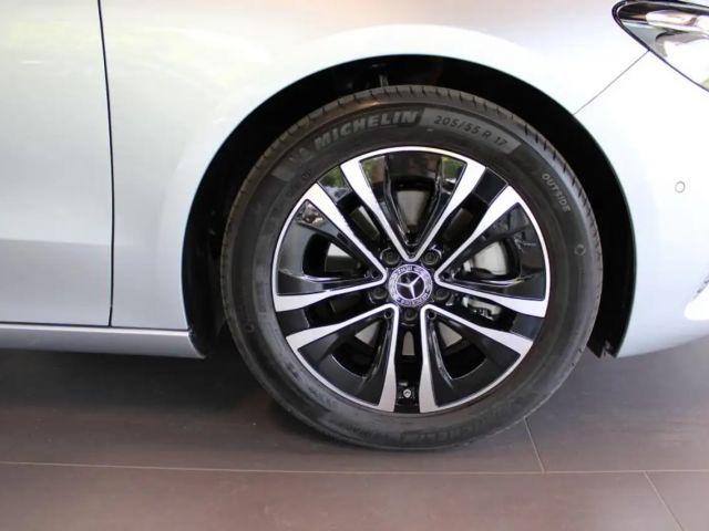 Mercedes-Benz B 180 B 180 d Premium Progressive