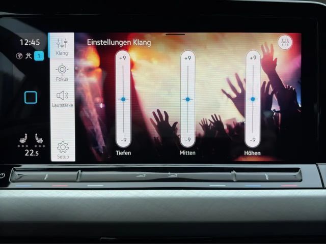 Volkswagen Golf 1.5 eTSI DSG Life Variant