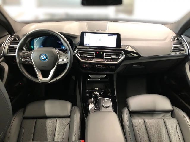 BMW X3 xDrive30e