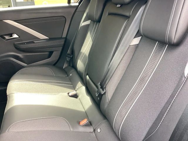 Opel Astra GS-Line Grand Sport